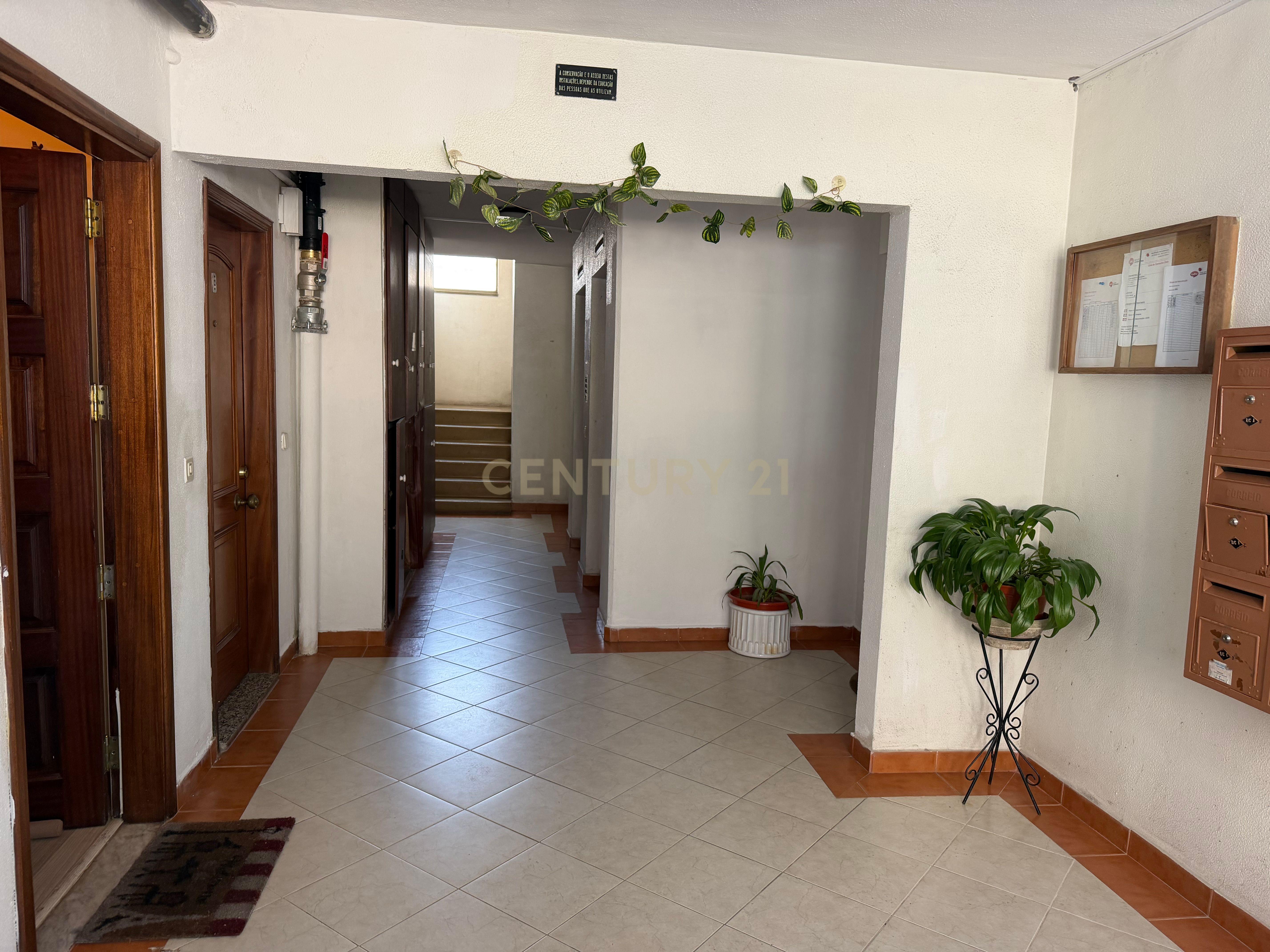 Apartamento T1 à venda em Santo António da Charneca, Barreiro — foto 13