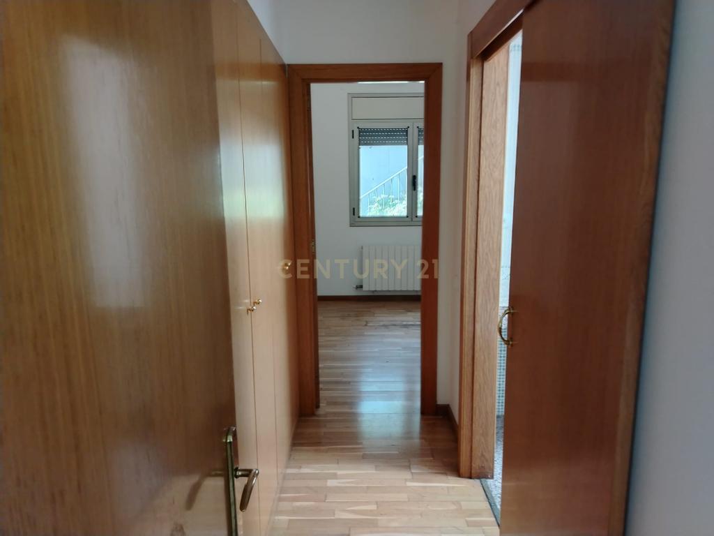  - Image 10