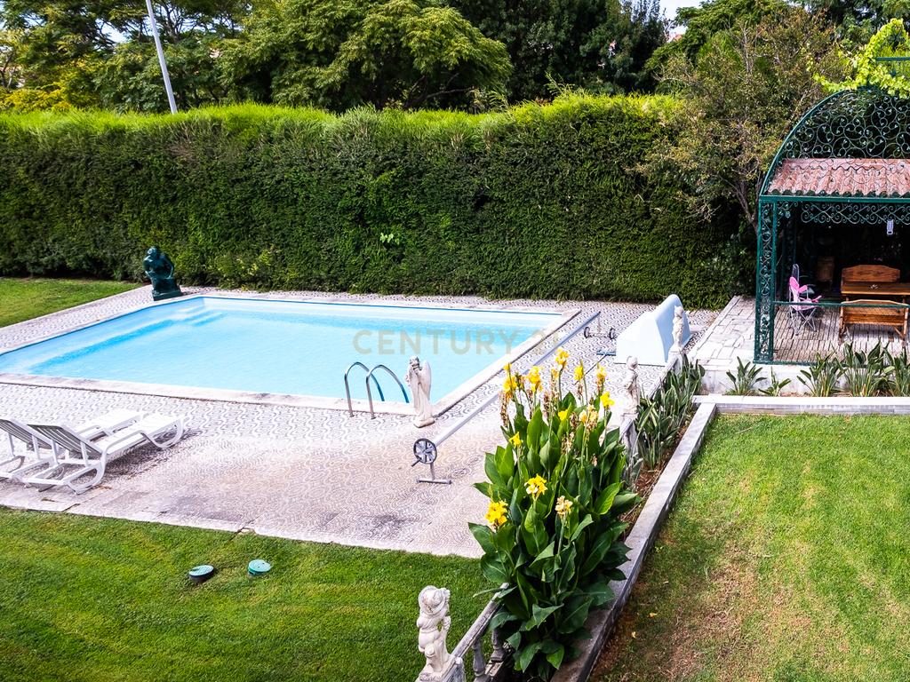 Propriedade Exclusiva no Murtal - Estoril: Moradia de Luxo - Image 10