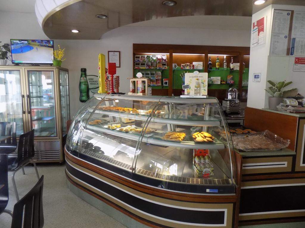 Pastelaria na zona histórica de Torres Vedras - Image 6