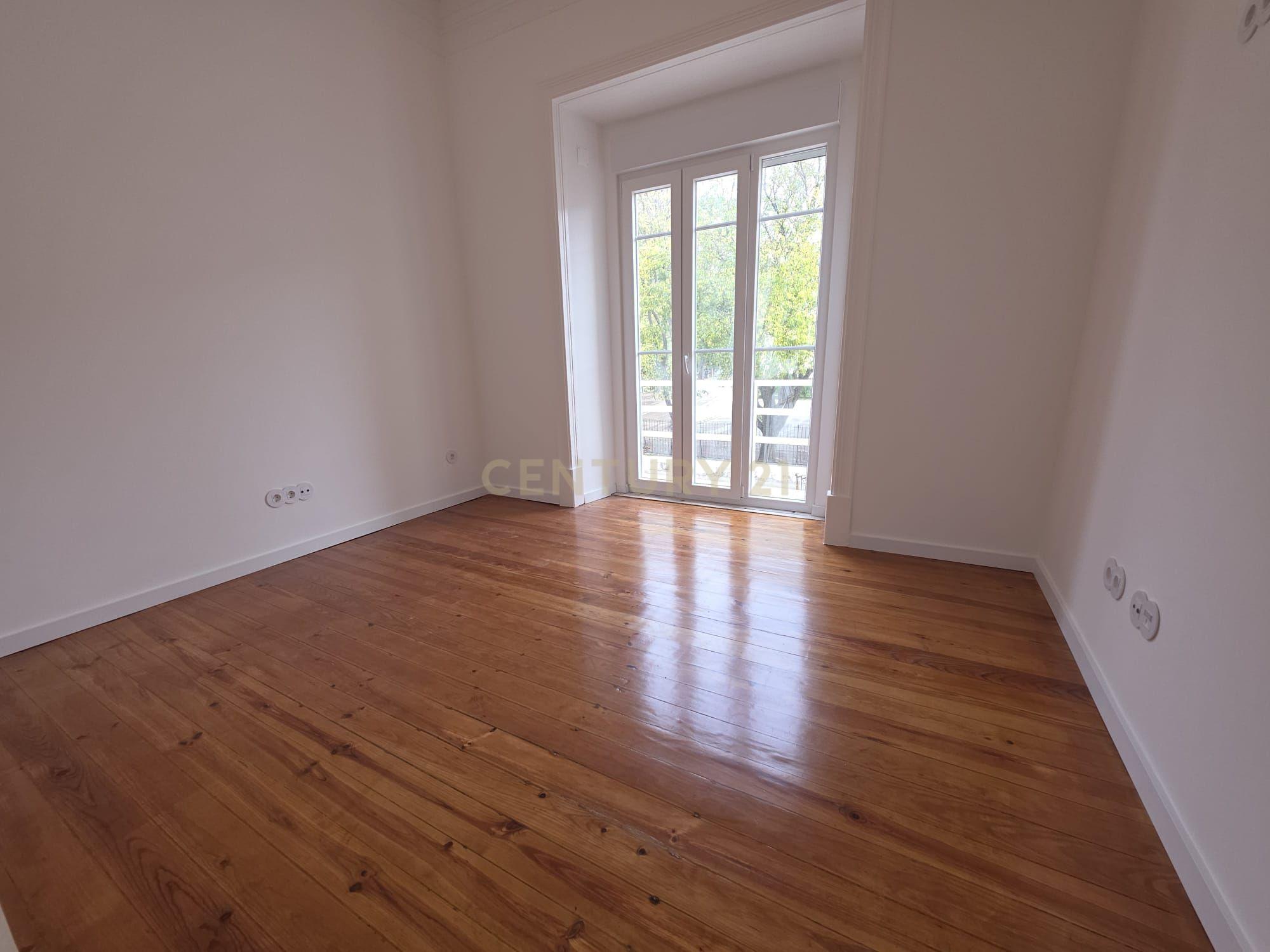 Fotografia 8 de Apartamento T3  Renovado na Penha de França, Lisboa