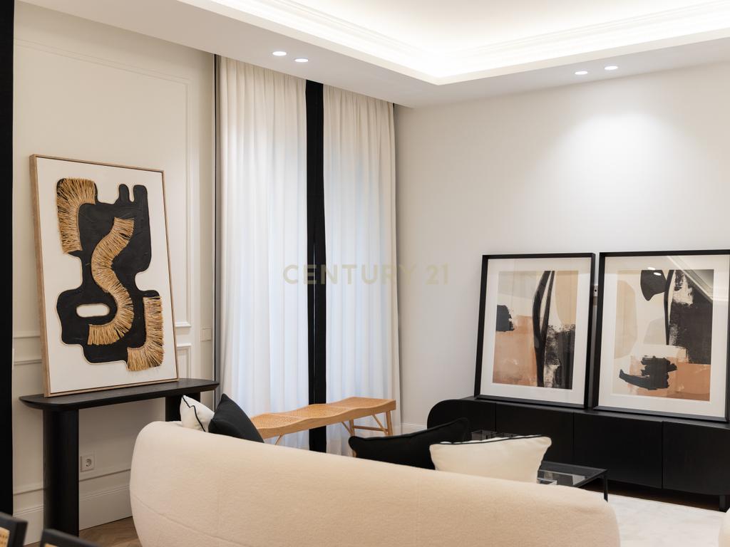 APARTAMENTO REMODELADO E MOBILIADO PERTO DA PLAZA MARQUES DE SALAMANCA - Image 4