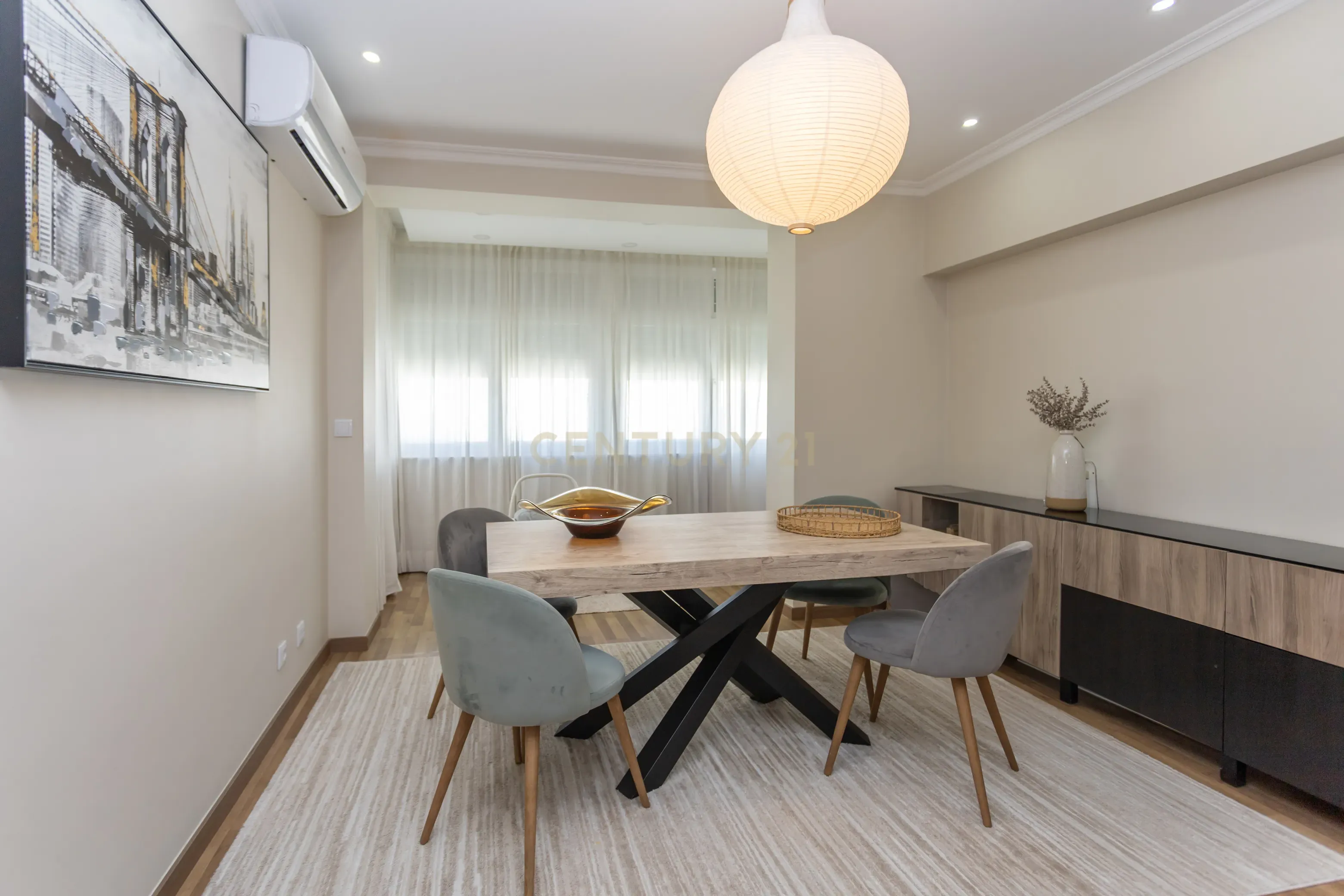 Fantástico T3 totalmente remodelado à venda em Corroios - Miratejo - Image 10