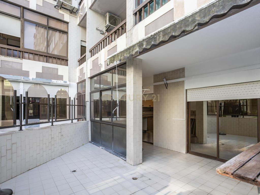 Apartamento T4, centro de Almada com terraço - Image 21