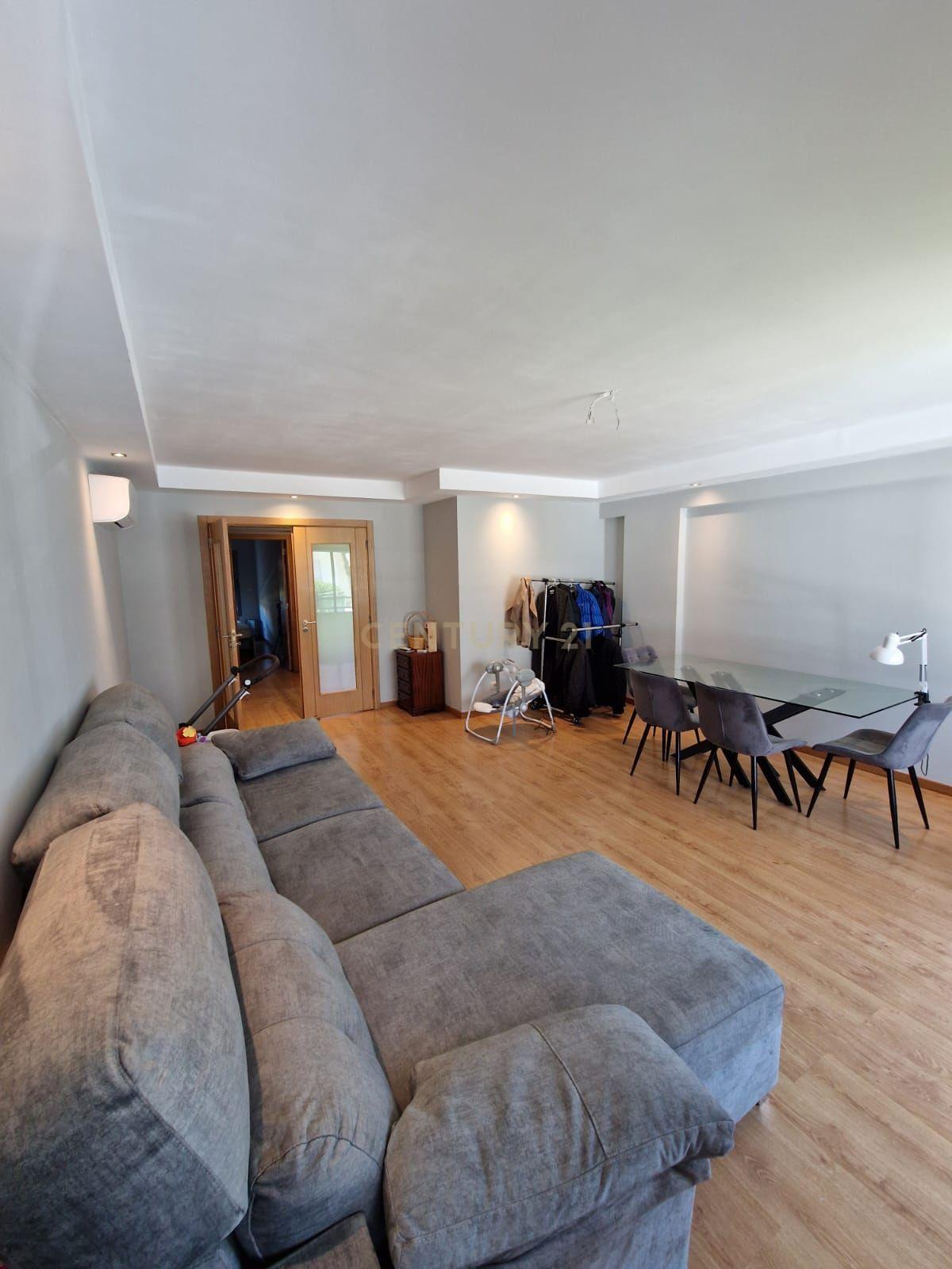 Apartamento T2 em Montijo com Garagem e Boa Exposição Solar - Image 4