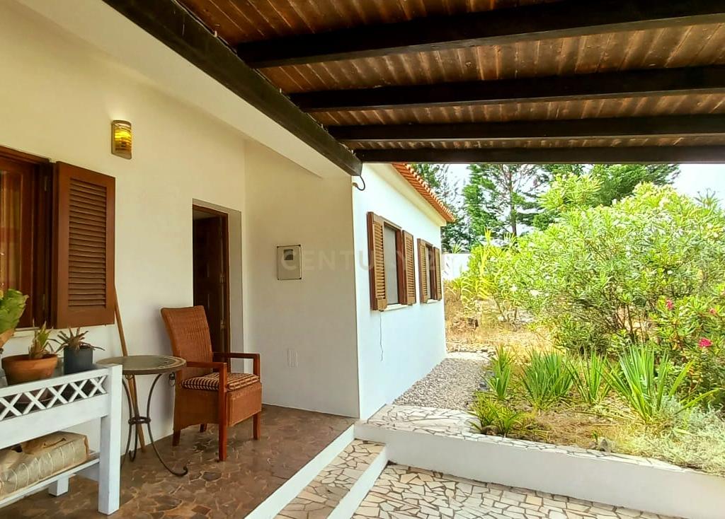 Quinta perto do Mar e de Aljezur, T3 mais uma ruina, com grande potential em Aljezur-Algarve - Image 25