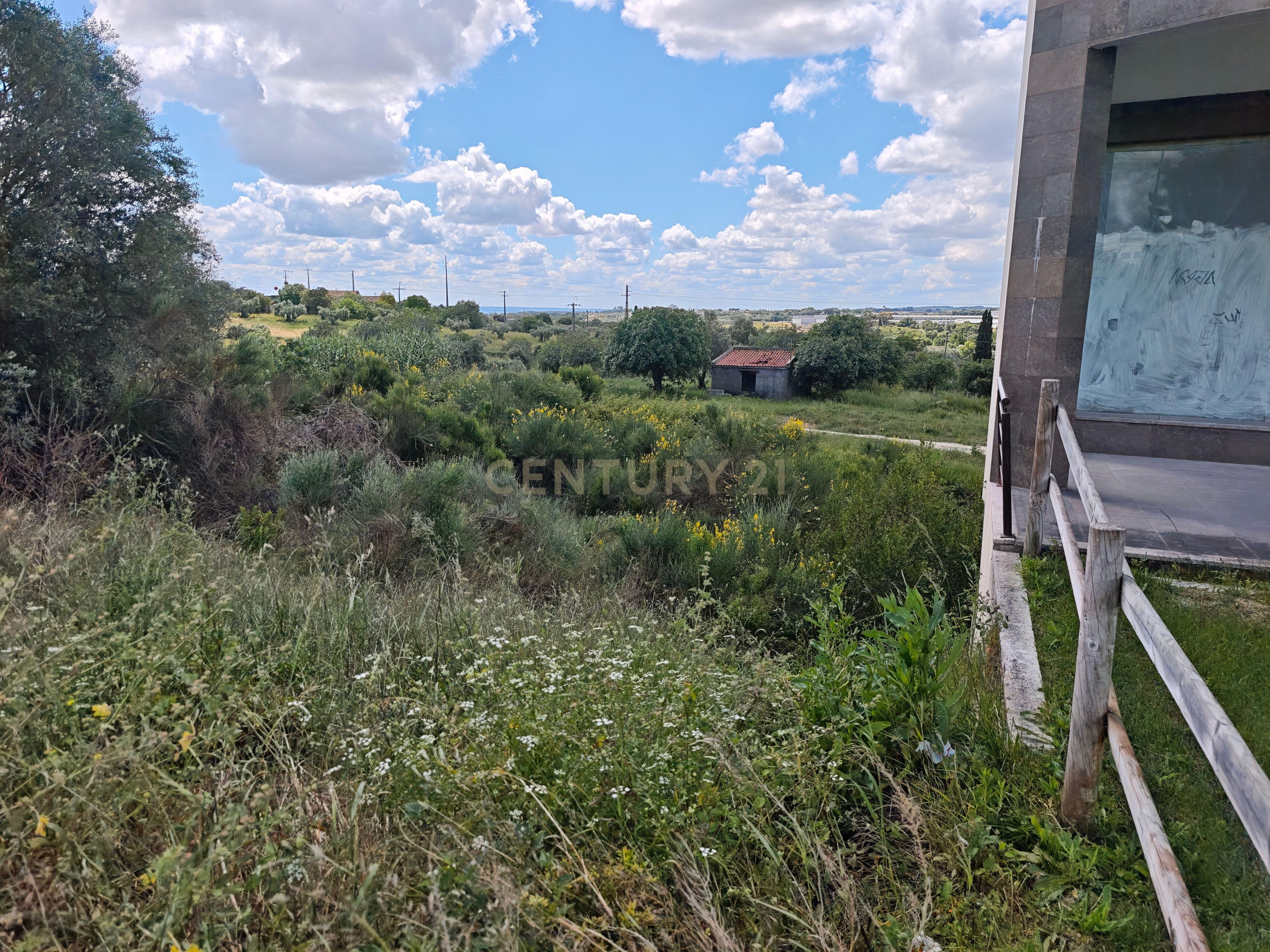Fotografia 5 de Lote para Prédio de 6 Pisos com Projeto Aprovado - Hospital Torres Novas