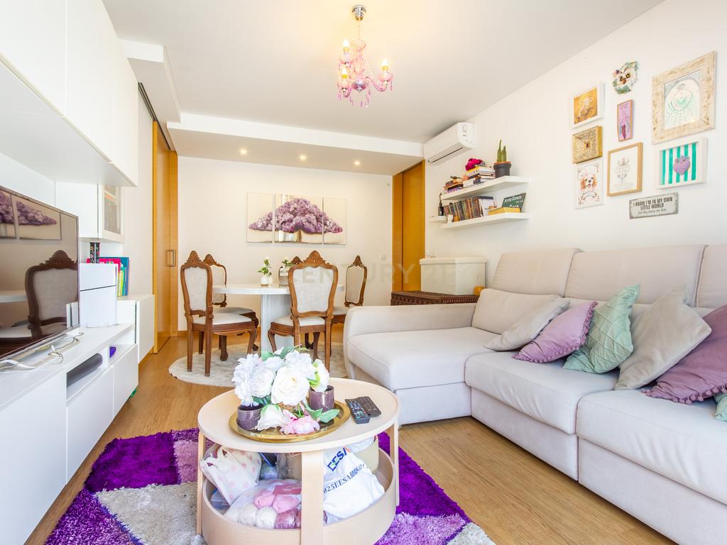 Apartamento T2 moderno com lugar de garagem, Quinta do Património (Sacavém) - Image 1