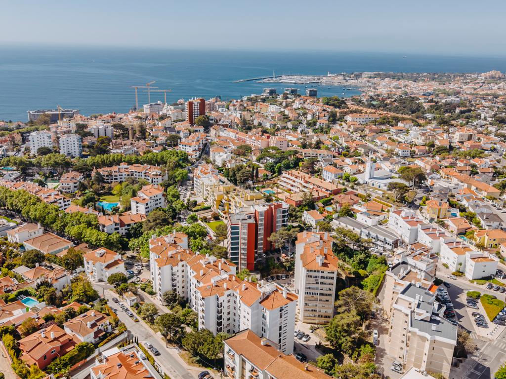 Penthouse T3 | 250 m² | Monte Estoril - Image 1
