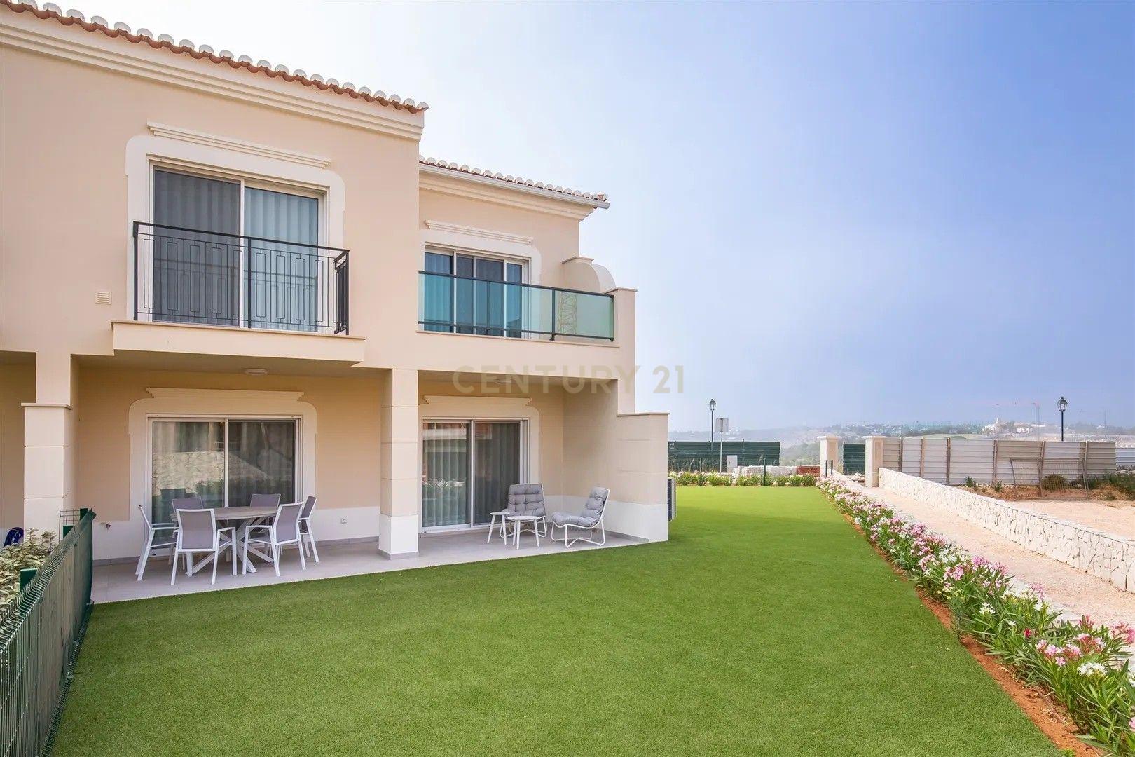 Fotografia 3 de Moradia de Esquina em Bayview Village — Boavista Golf & Spa, Lagos