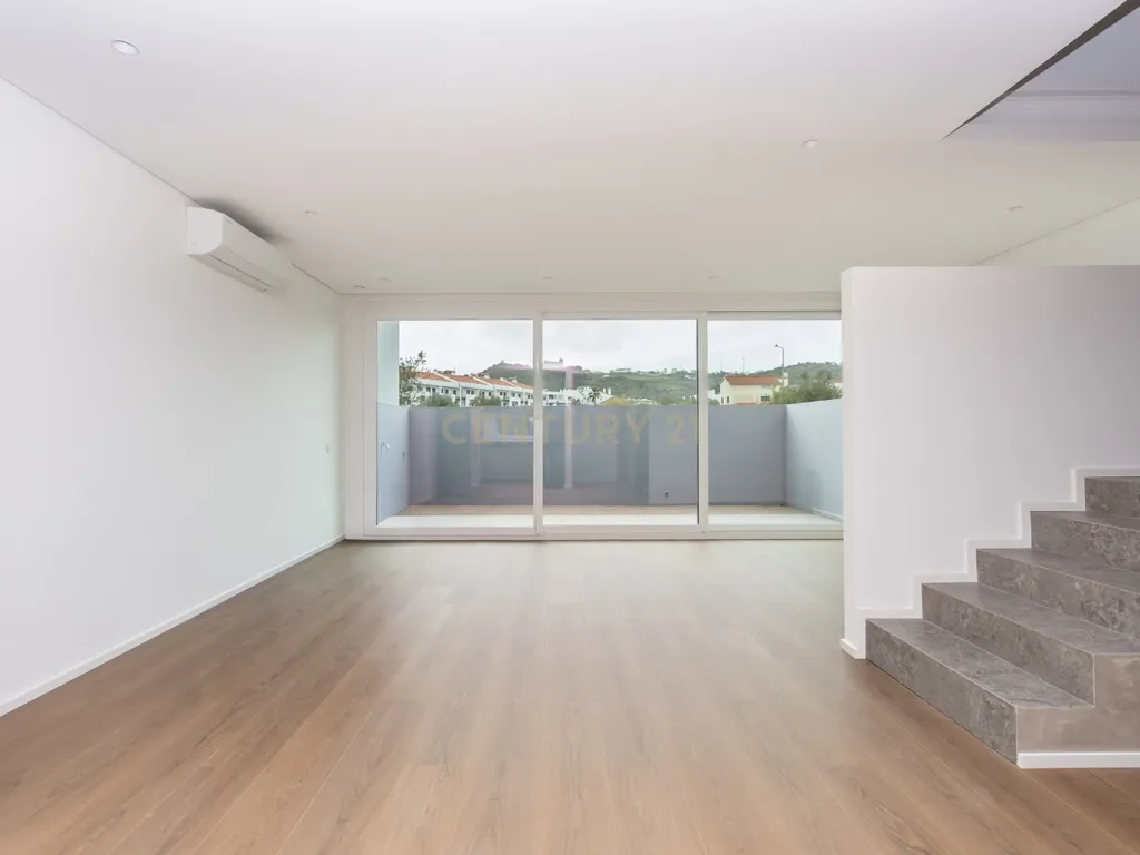 Mais que uma casa é um refugio de conforto e elegância ! - Image 4