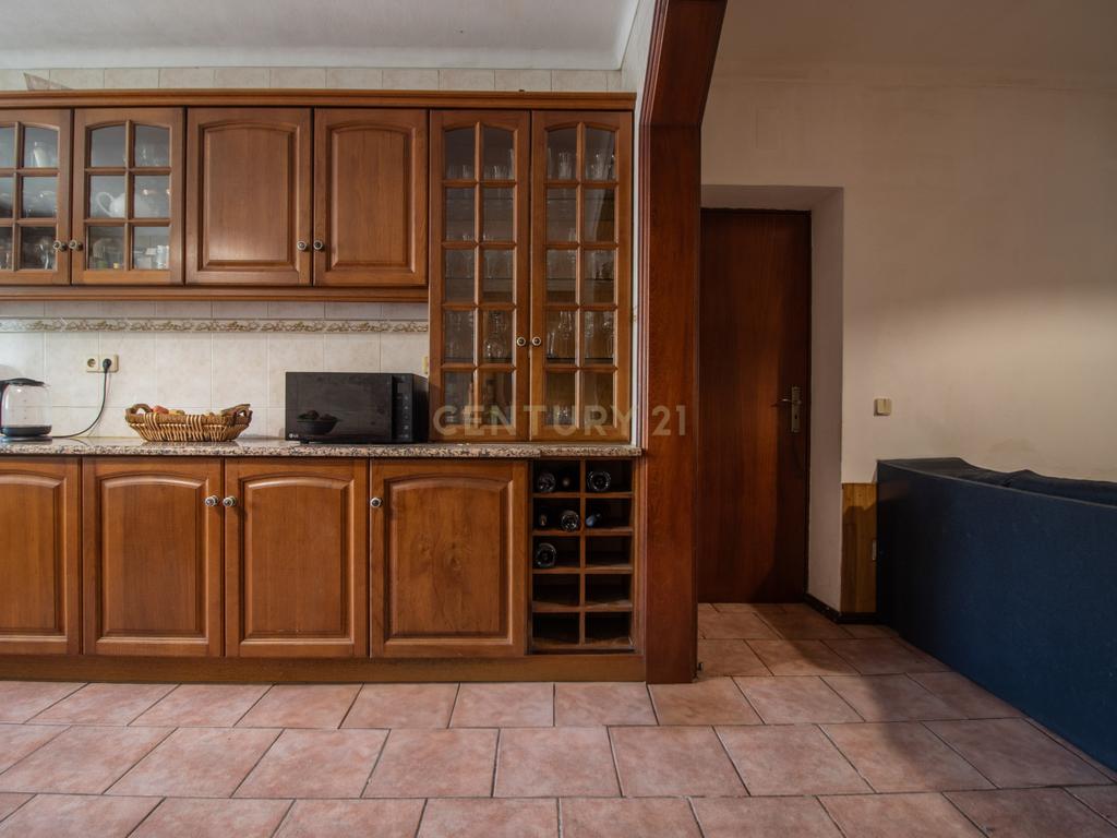 Moradia T3 com Terraço e Jardim no Alqueidão - Figueira da Foz - Image 9