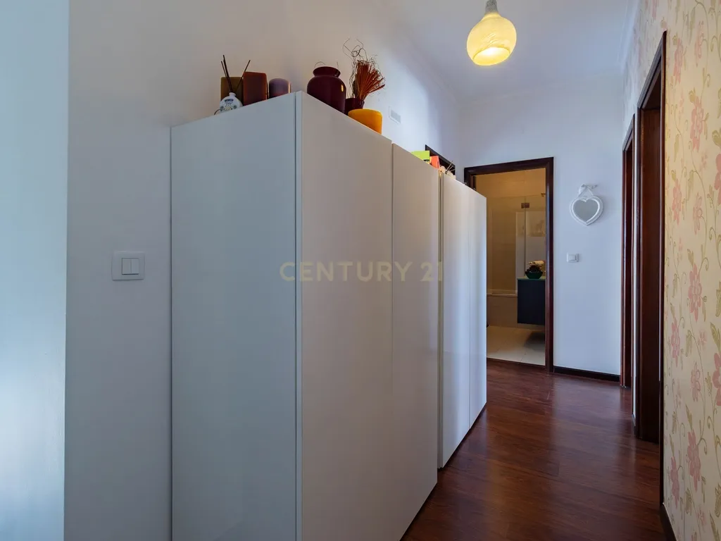 Moradia T3 com Jardim, Garagem e Cave em Embra, Marinha Grande - Image 19