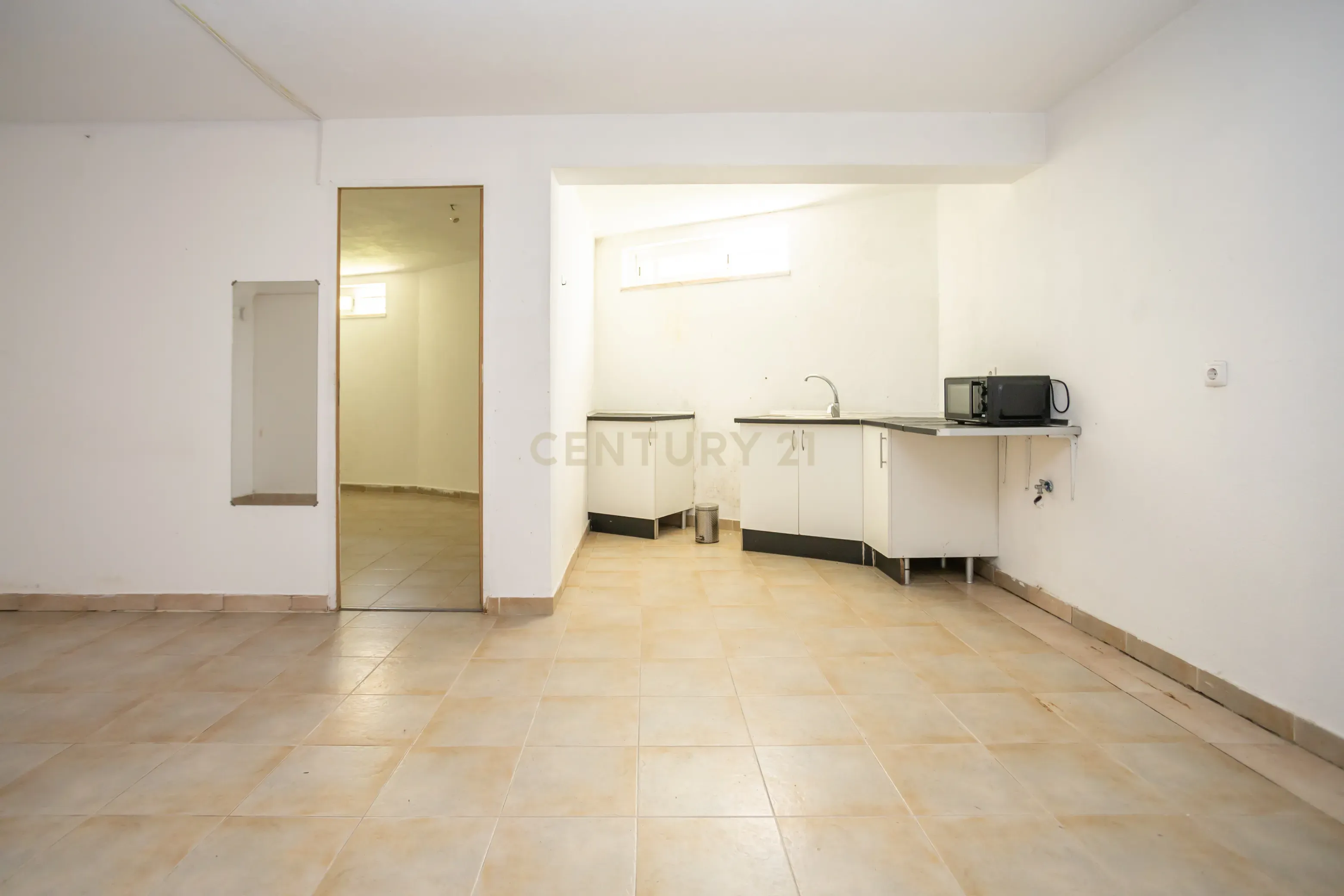  Moradia T3 em Amora - Seixal com Terraço e Garagem  - Image 51