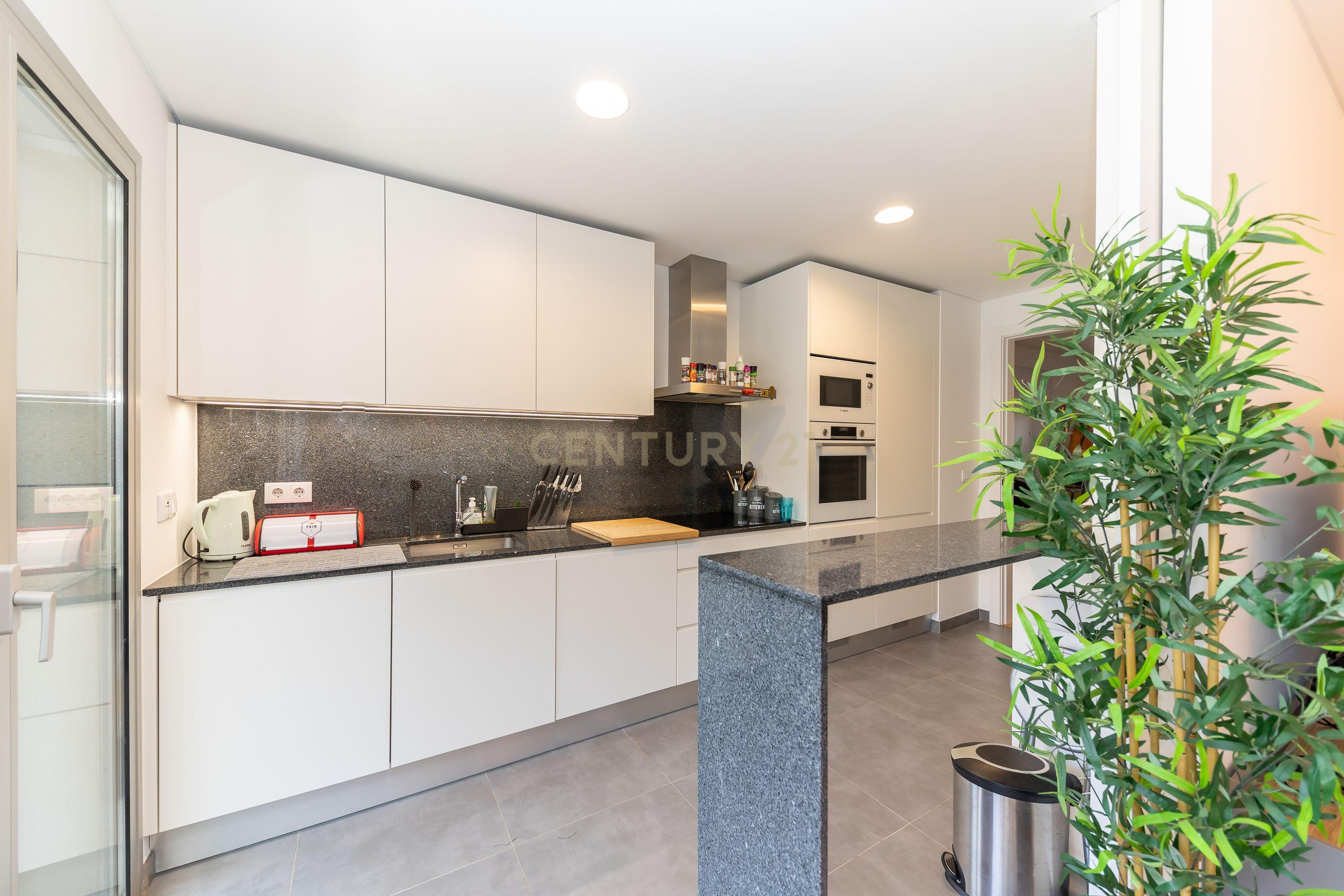 Apartamento T3 em Condomínio de Luxo - One River, Seixal - Image 15