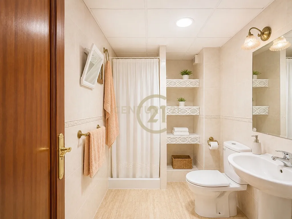 !! Habitação de 265 m² na Avenida Andalucía, Málaga !! - Image 34