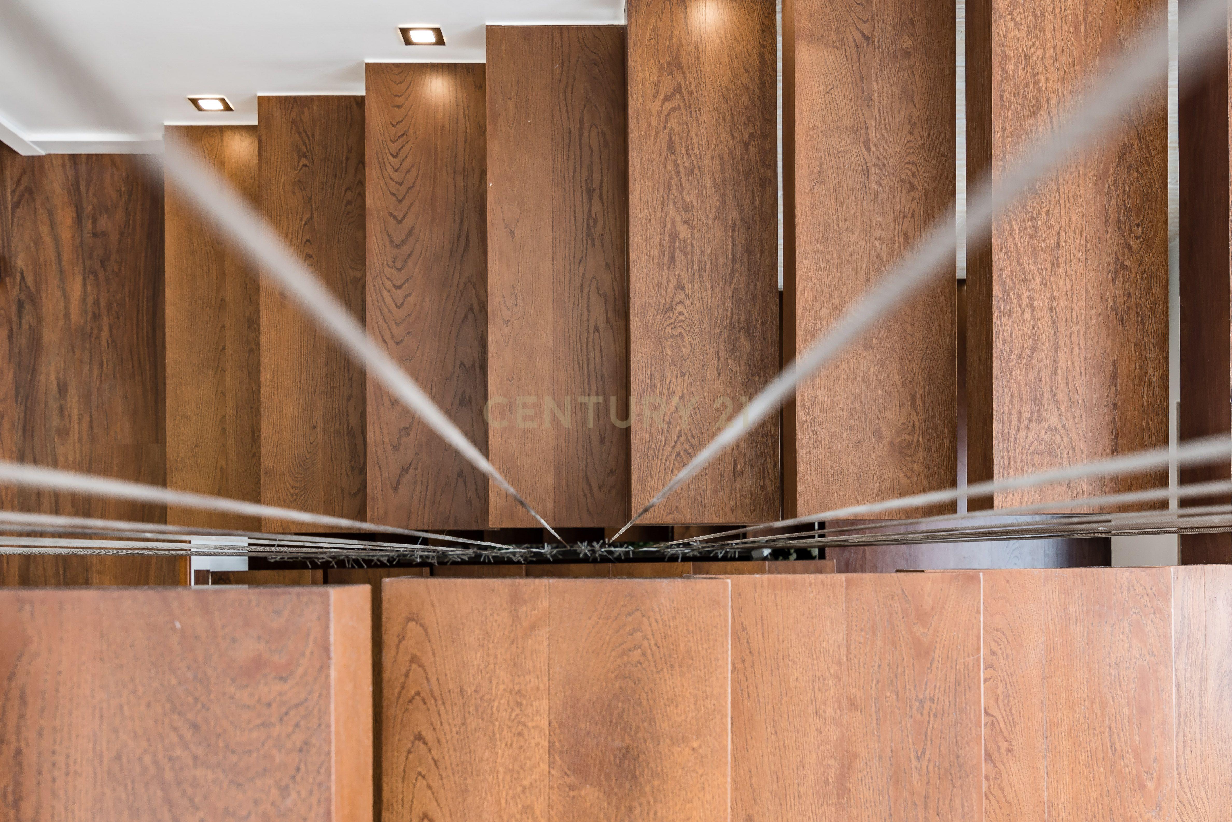 Luxuosa Moradia T3 com Vista Panorâmica em Loures, Lisboa para investimento! - Image 15