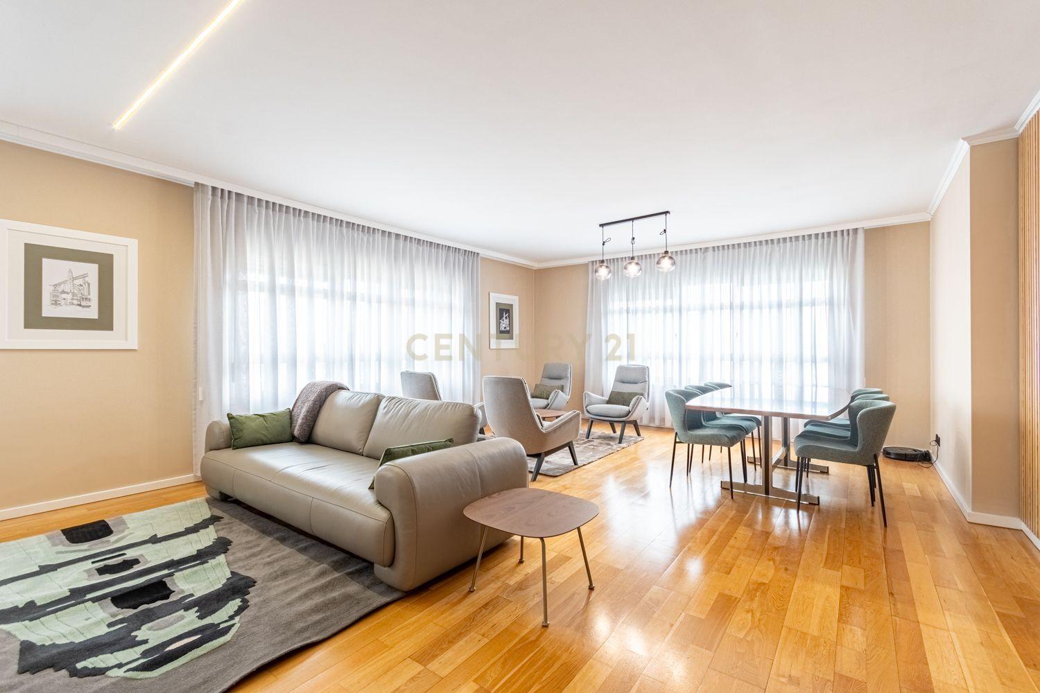 Apartamento T2 Twin Towers com Garagem