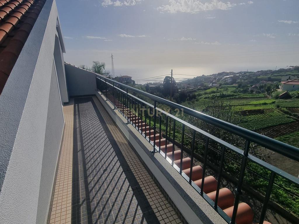 Moradia T3 Com Sótão Habitável e Vista Mar na Ponta do Sol - Image 11