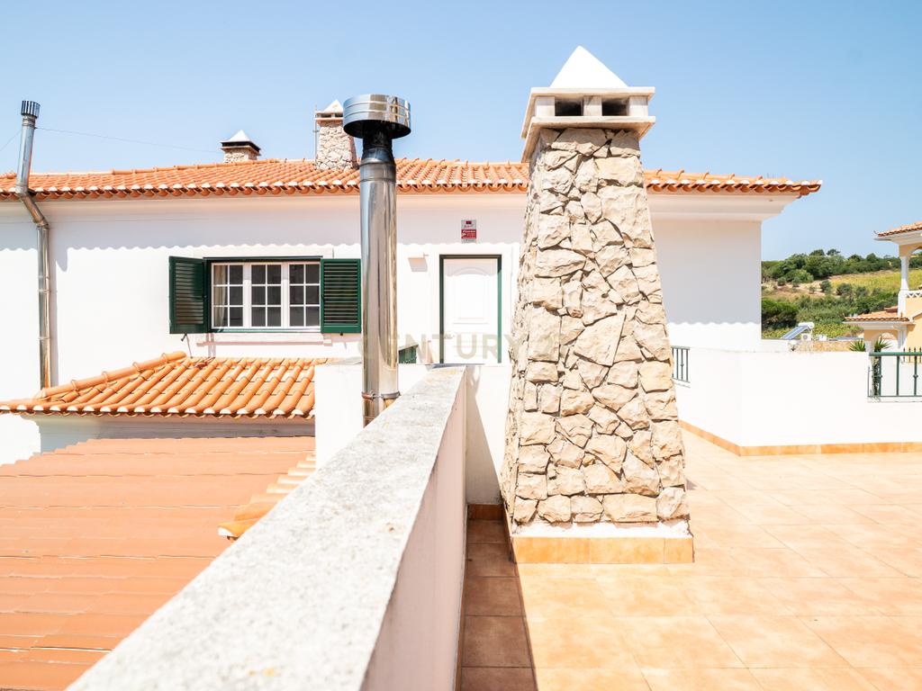 🏡 Moradia T5 como nova na Encarnação – Tranquilidade e vista desafogada! - Image 54