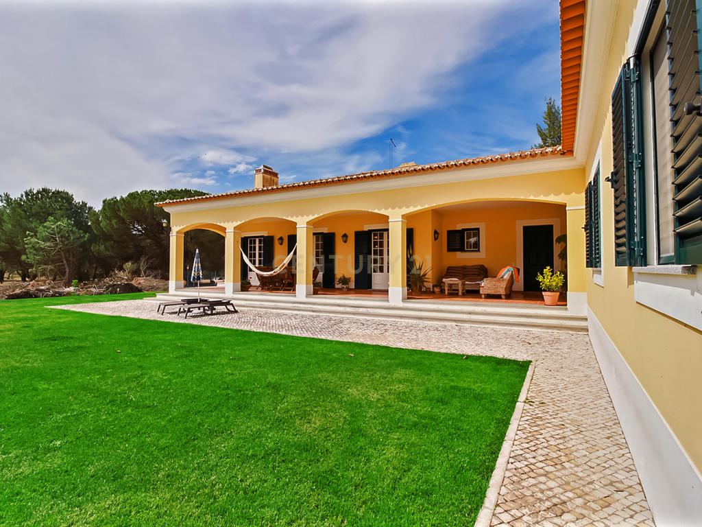 MORADIA TÉRREA | 4 QUARTOS | PISCINA | 20.000 m2 TERRENO | SANTO ESTEVÃO - Image 11