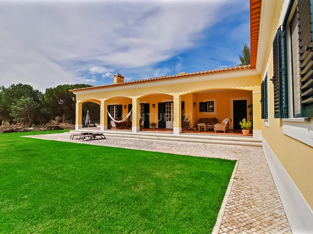 MORADIA TÉRREA | 4 QUARTOS | PISCINA | 20.000 m2 TERRENO | SANTO ESTEVÃO - Image 11