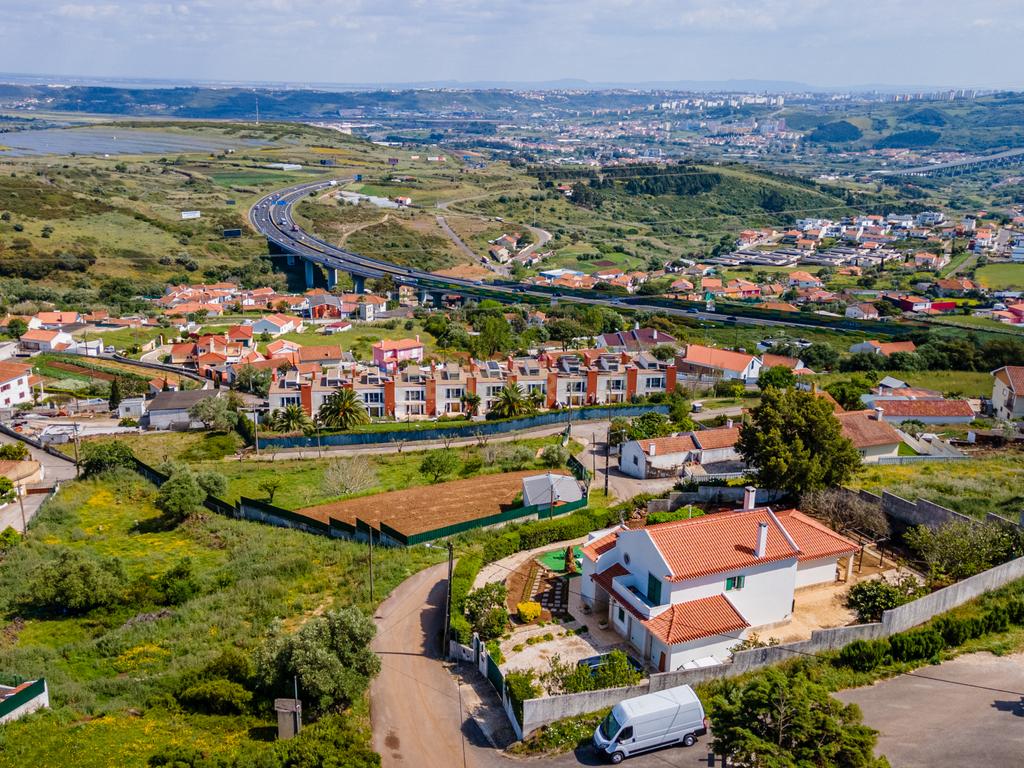 Terreno Urbano em Murteira, Loures - Image 4