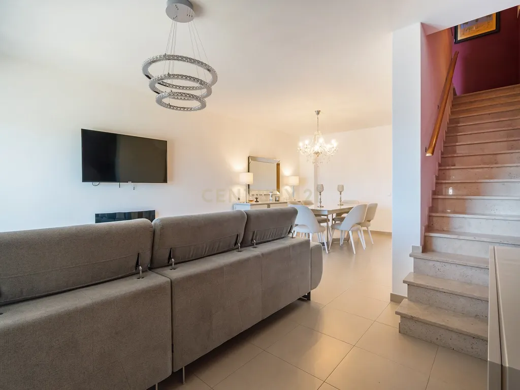 Casa Moderna em Alcantarilha, Silves - Perto de Golfe - Image 7