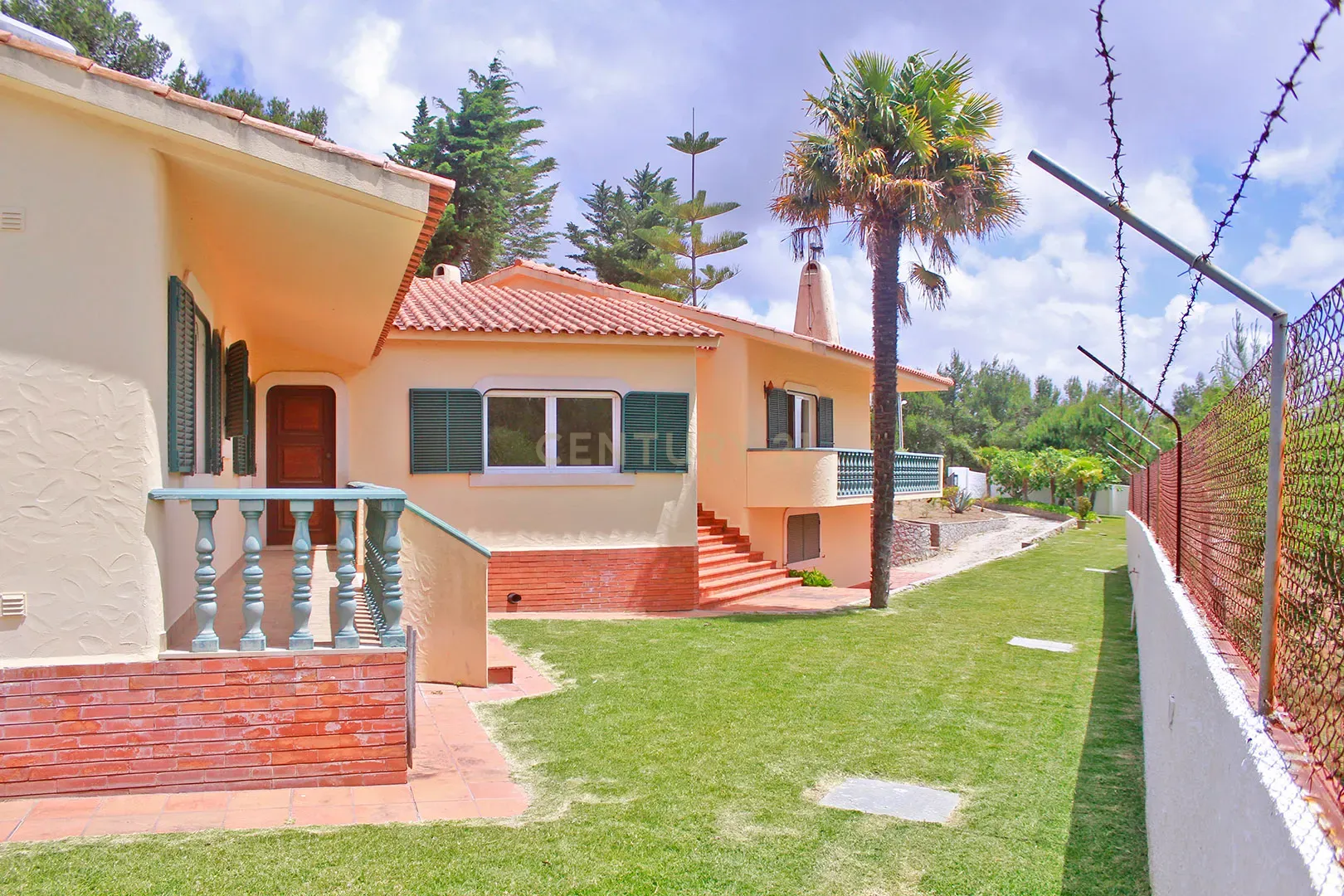 MORADIA TERREA T4+2 | PISCINA | TERRENO 2.000 m2 | CASCAIS | JARDIM | GARAGEM - Image 4