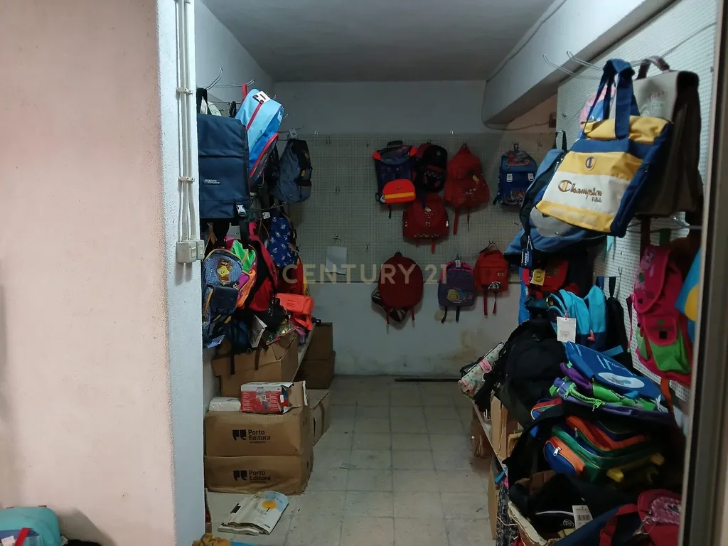 Loja comercial na Póvoa de Santo Adrião - Image 14
