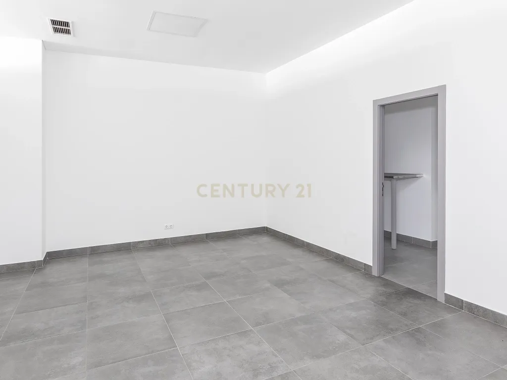 Espaço Comercial junto a Estação de Benfica - Image 7