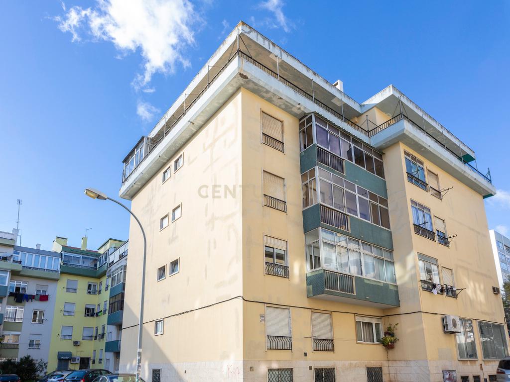 Apartamento T6 | Último Andar | 226m² | Quinta das Palmeiras, Oeiras - Image 8