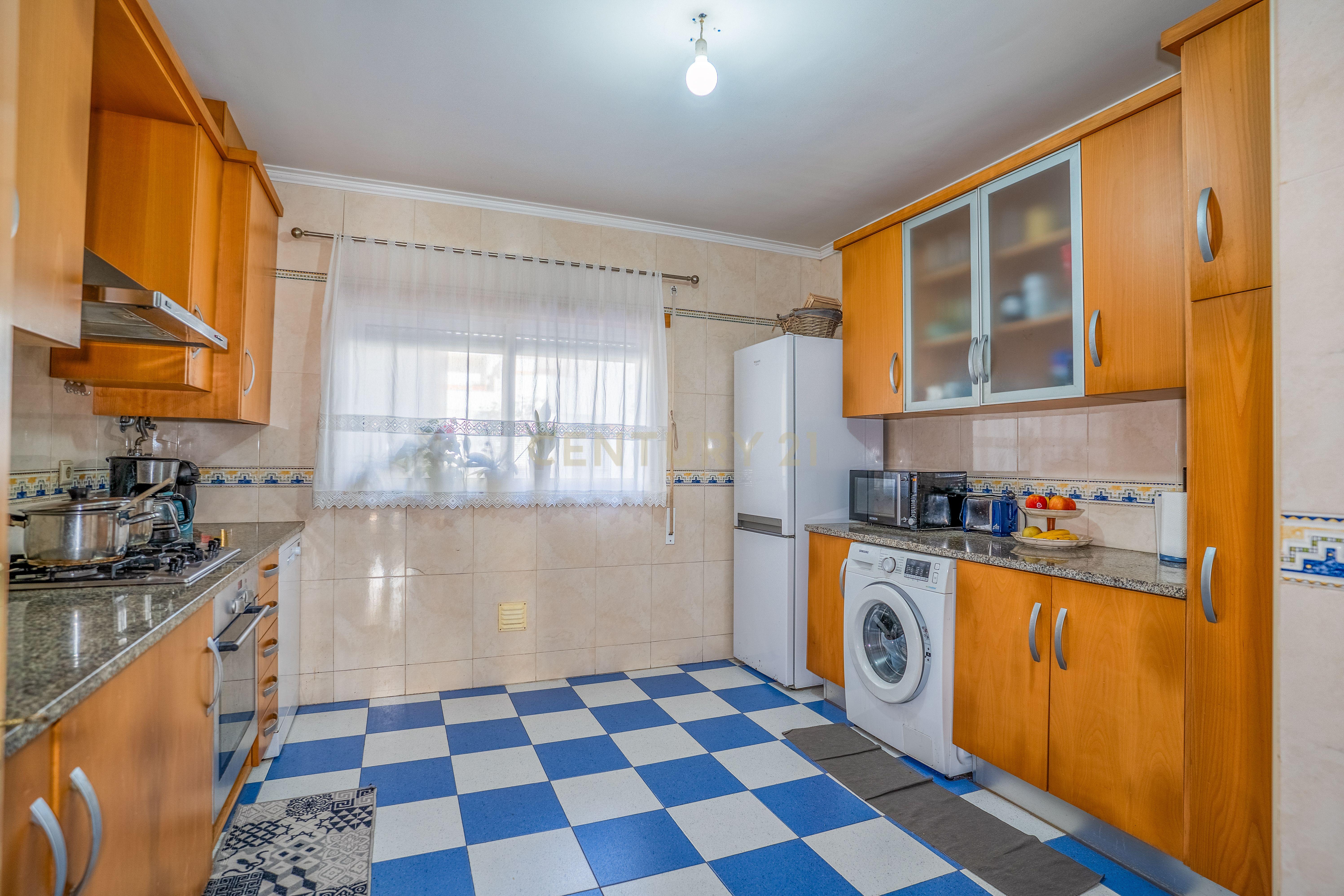 Fotografia 5 de Apartamento T2 à Venda em Caldas da Rainha