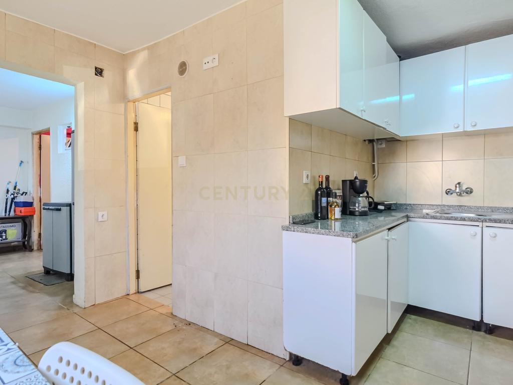 Moradia T2 com 70 m² localizada em Foz Côa, no Largo do Rossio, em pleno Alto Douro Vinhateiro. - Image 25