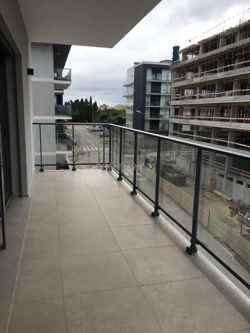 Apartamento T3 para arrendar em condomínio privado na Quinta da Trindade, Seixal - View 5