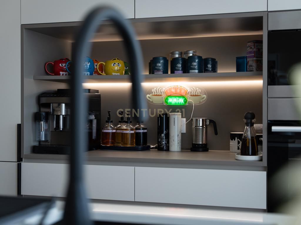 Luxuoso Apartamento Novo com Vista Parque em Lousada - Image 38