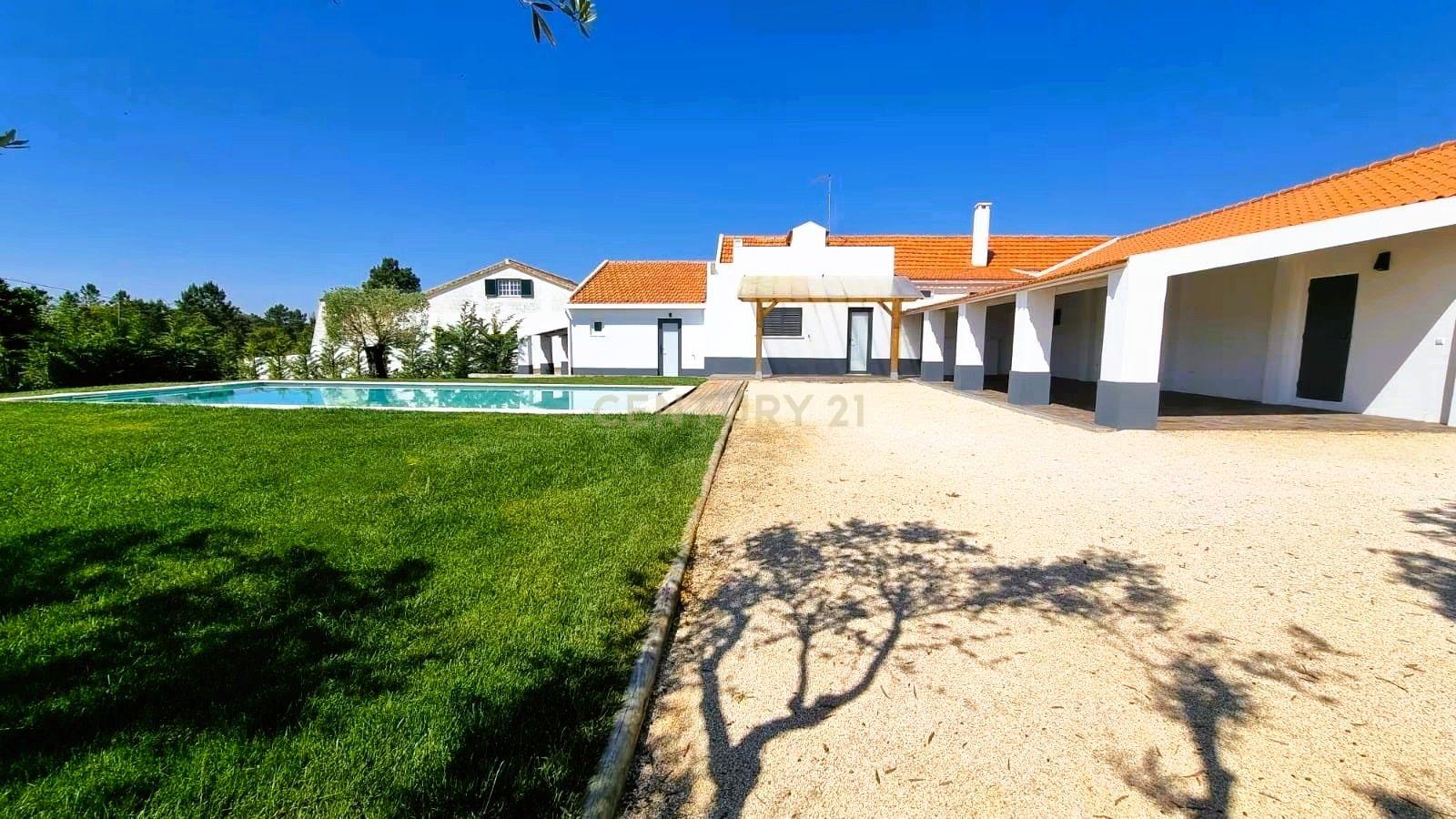 Fotografia 6 de Quinta da Francesa | Quinta com 42.400 m², 2 habitações, piscina, adega e total privacidade em Branca, Coruche