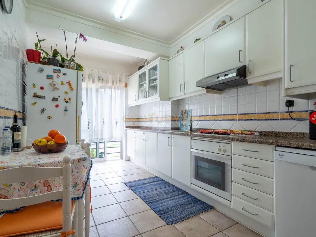 Apartamento T2 +1 - Image 5