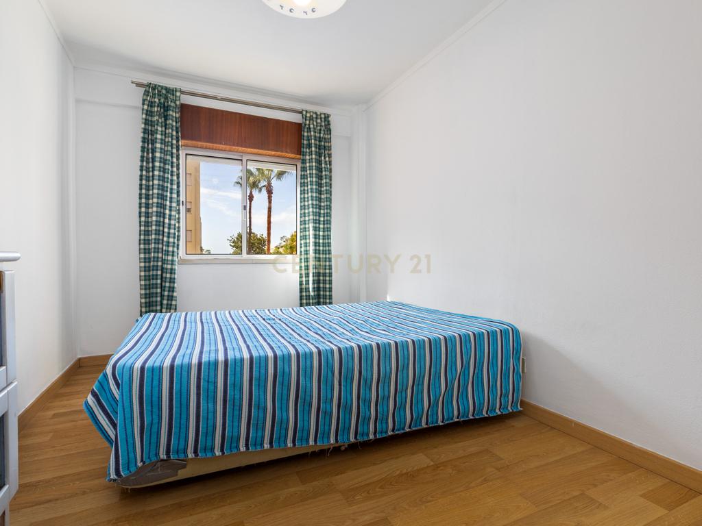 Imperdível apartamento T3 em Faro - Image 5