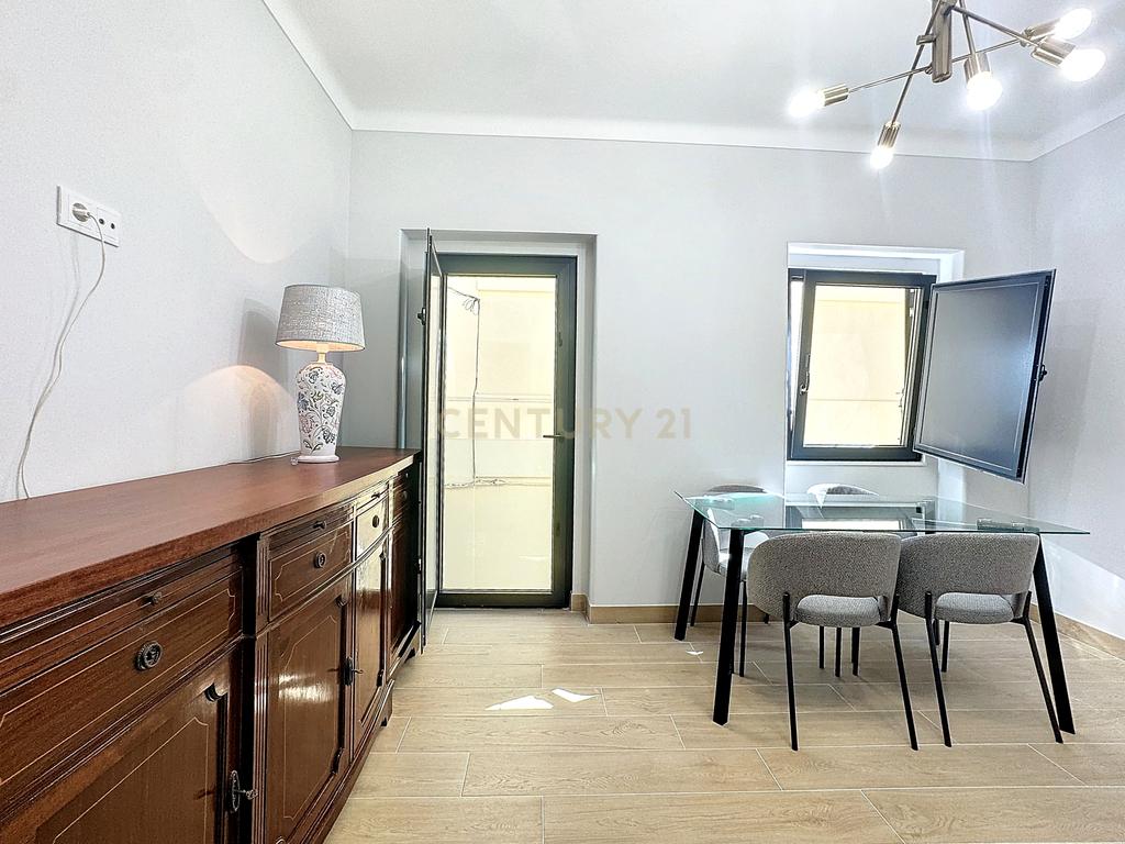 Apartamento T3 para arrendar a passos da praia - Image 12