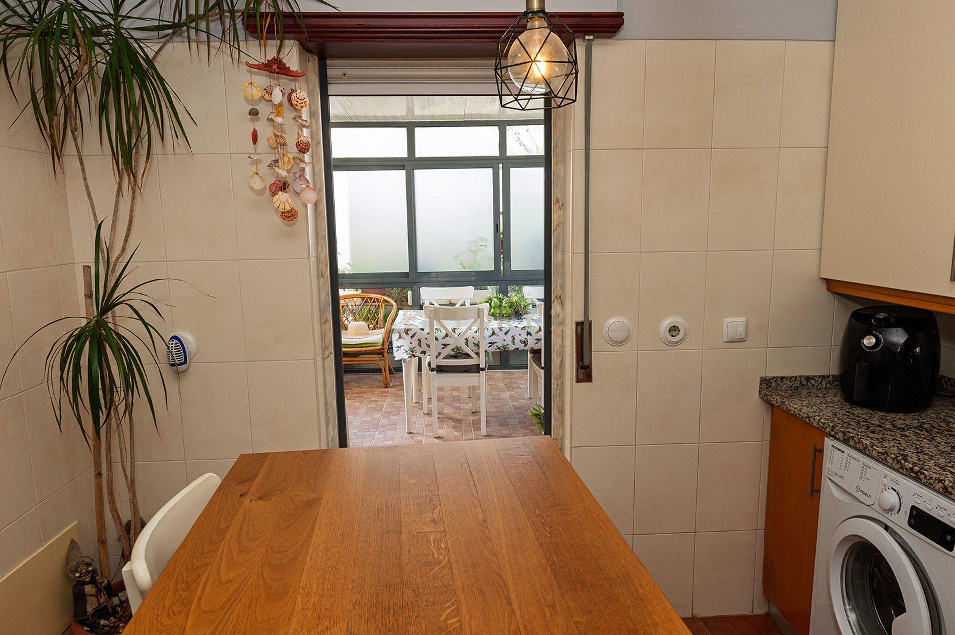 Apartamento T3 em Odivelas com Piscina e Estacionamento para 4 carros - Image 18