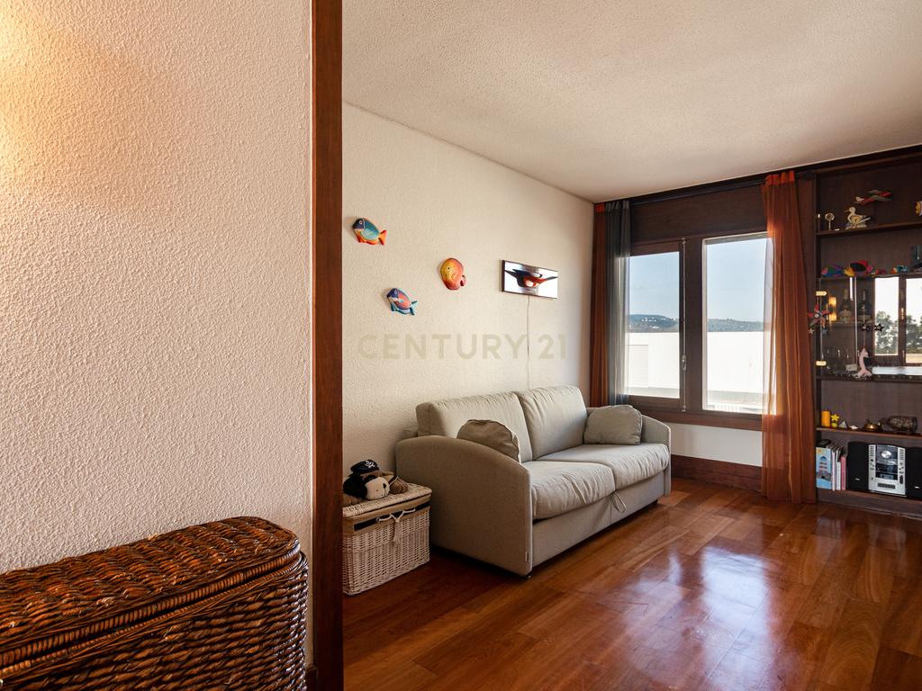Apartamento T1+1 com vista deslumbrante, em Tróia, Carvalhal. Em Arrendamento! - Image 8