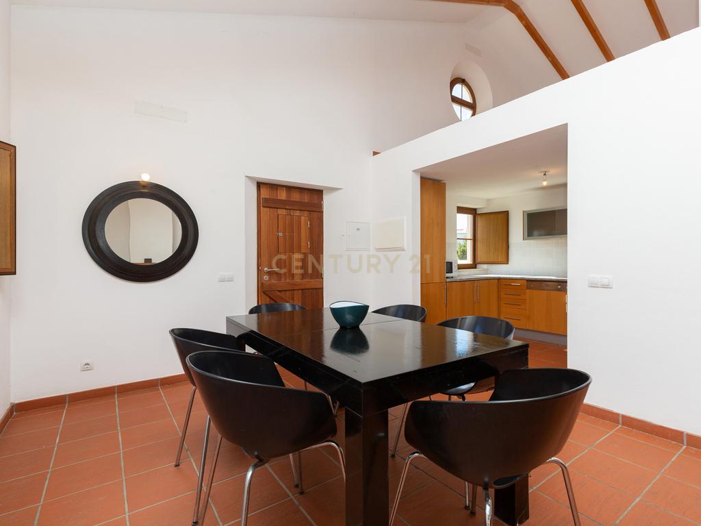 Moradia geminada T2 com terraço e jardim - Image 2