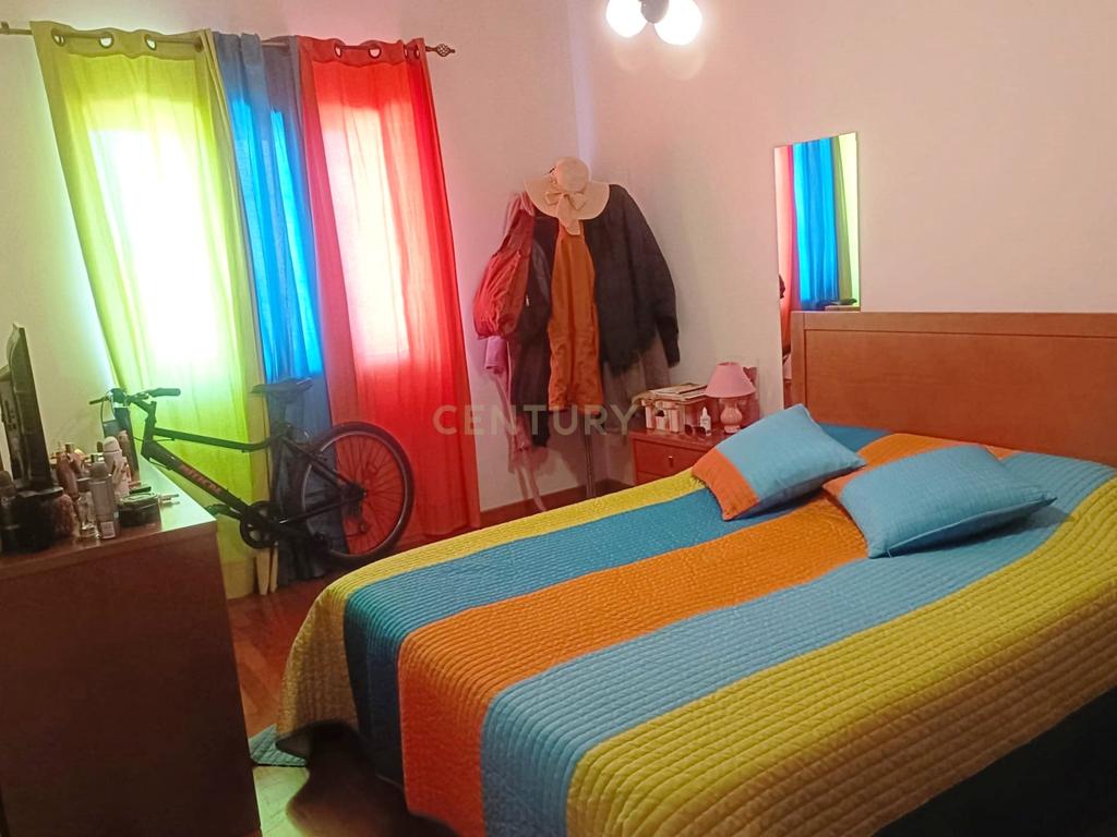 Apartamento T2 com box no centro de Peniche - Image 6