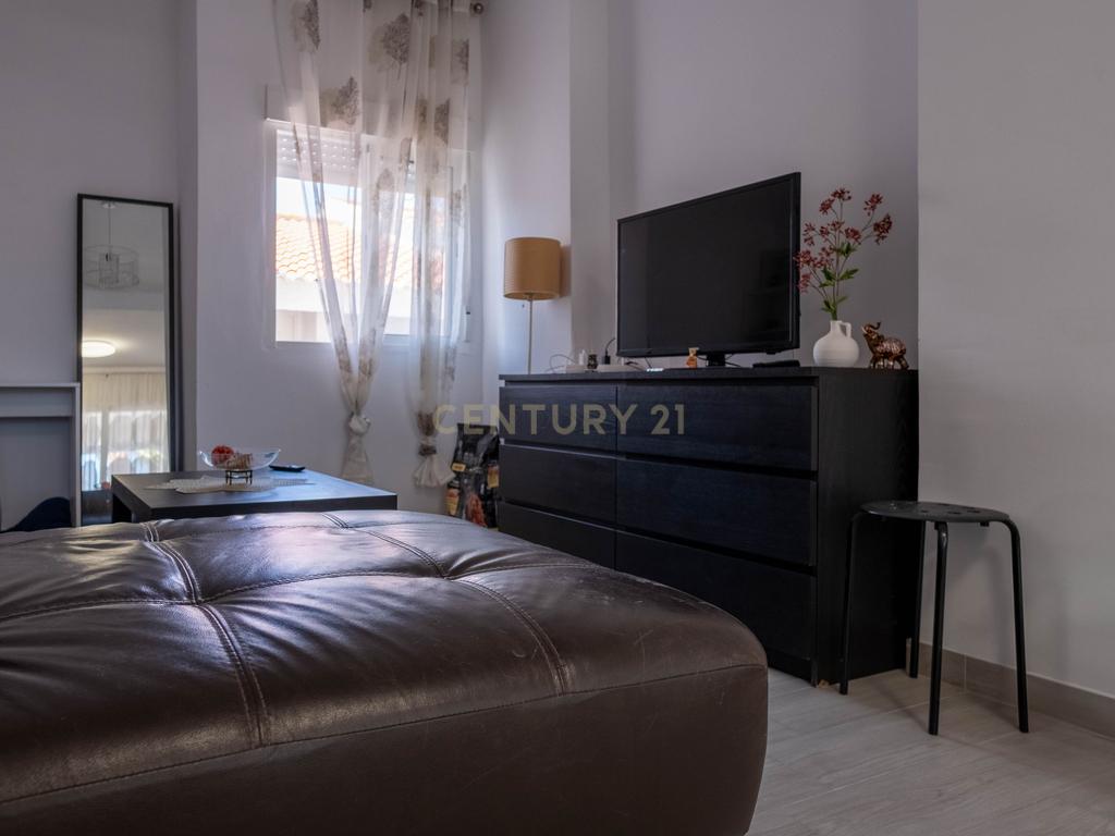  - Image 7