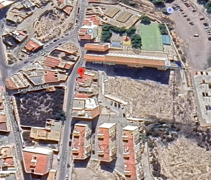 CL MOLINOS 25, 03330 CREVILLENT (ALICANTE)