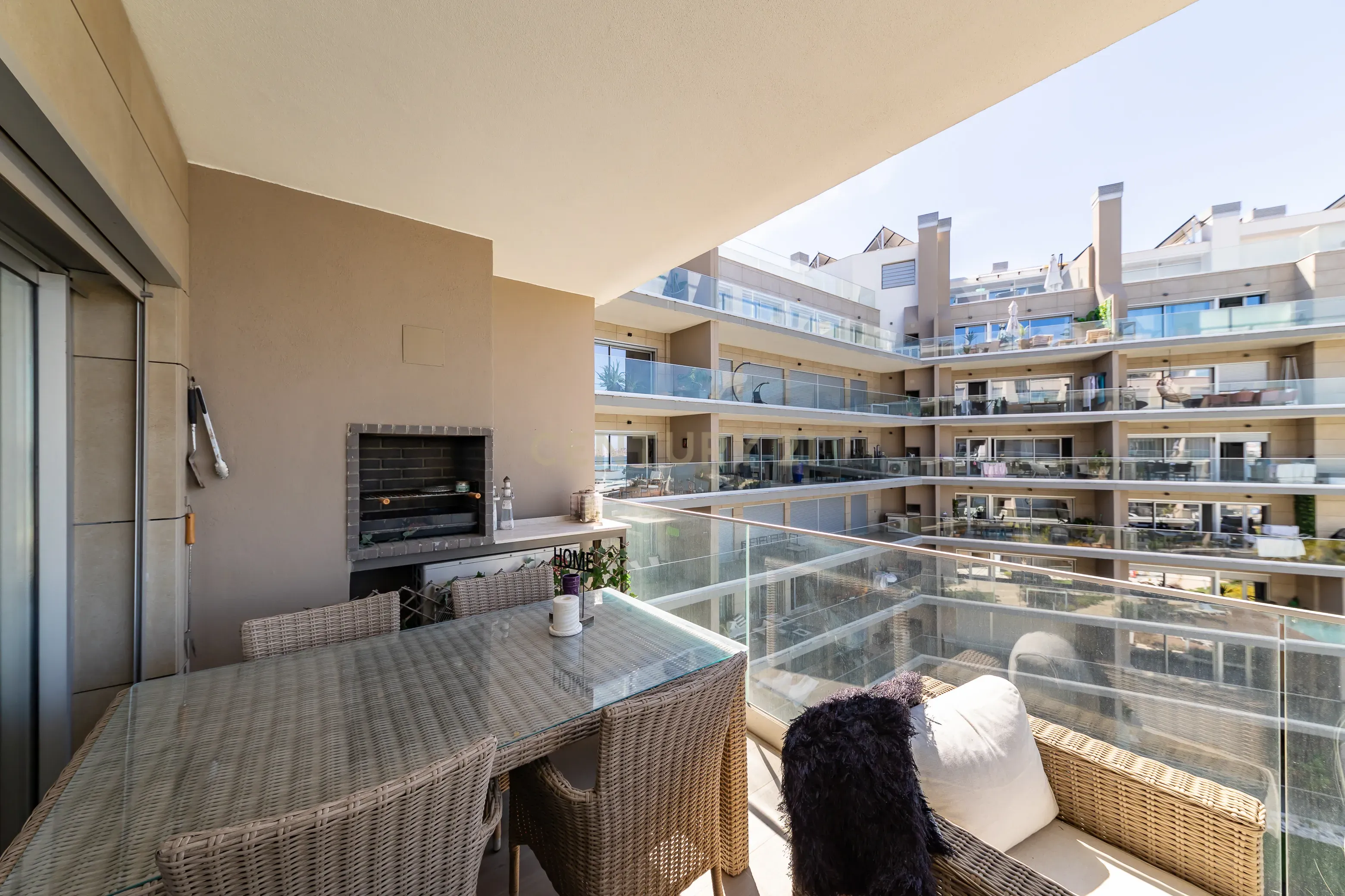 Apartamento T3 em Condomínio de Luxo - One River, Seixal - Image 5