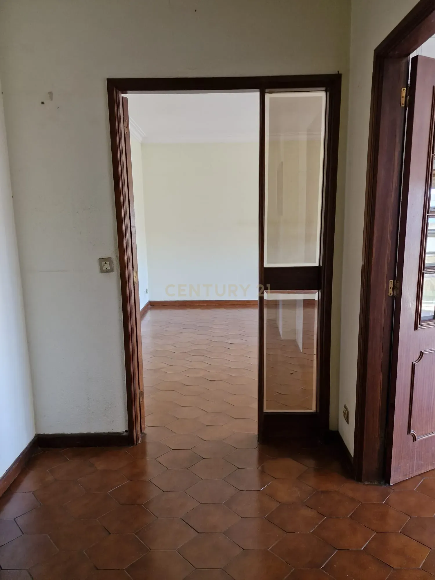 Apartamento T3 em Braga com Garagem e Elevador - Image 10