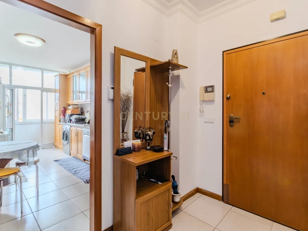 Apartamento T2, Centro da Marinha Grande - Image 10