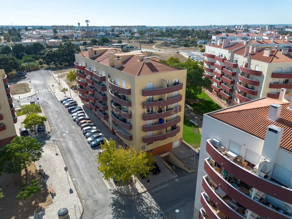 Apartamento T3 COLINAS DO SUL - Image 60